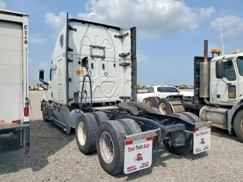 3AKJHHDR4JSJM2627 2018 FREIGHTLINER ALL OTHER-2