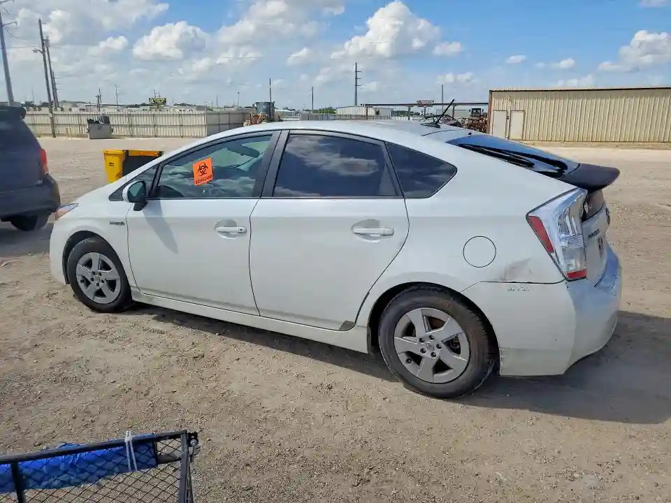 JTDKN3DU1A0234707 2010 TOYOTA PRIUS II-1