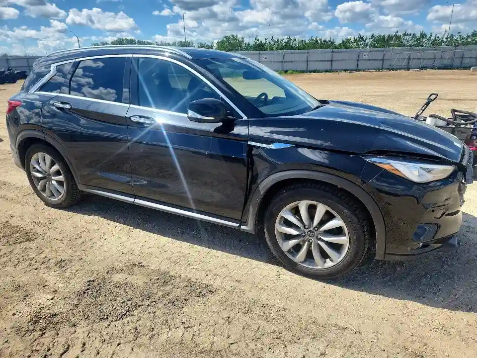3PCAJ5M33KF111049 2019 INFINITI QX50-3
