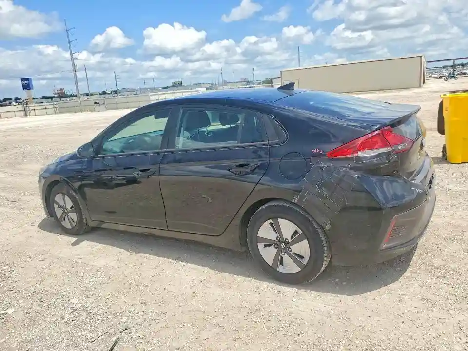 KMHC65LC7MU257942 2021 HYUNDAI IONIQ-1