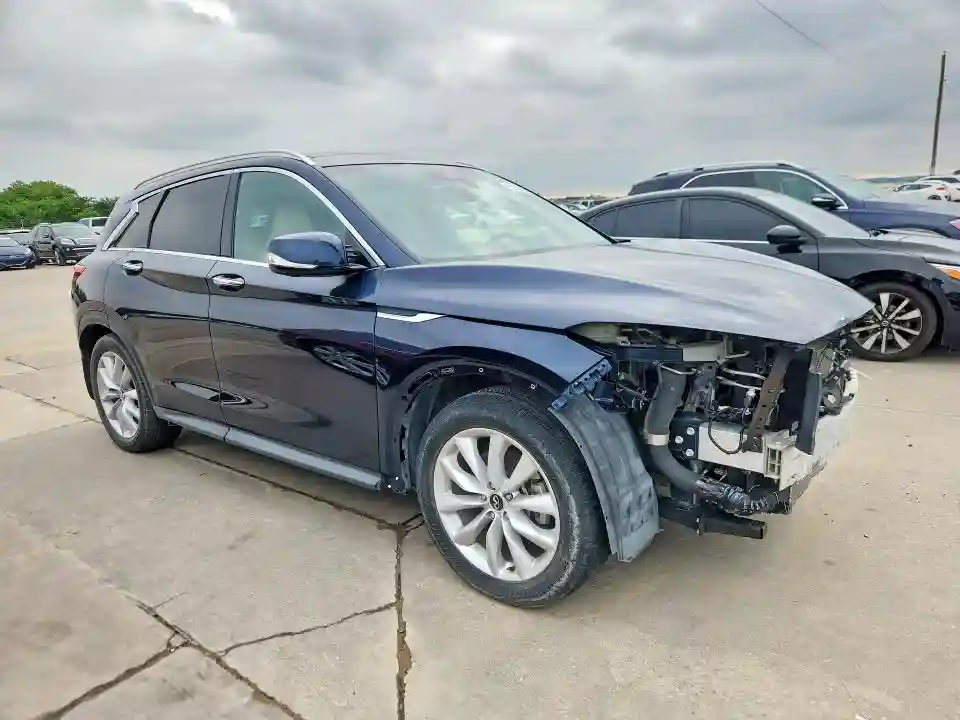 3PCAJ5M30KF111736 2019 INFINITI QX50-3