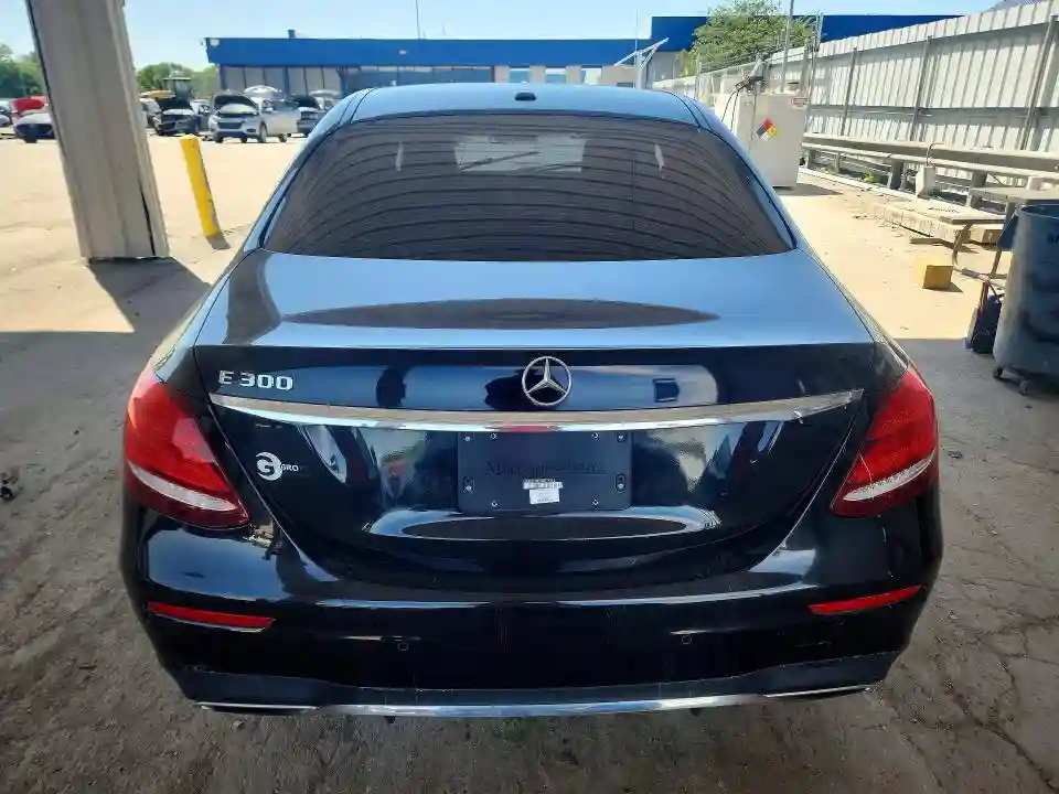 WDDZF4JB9HA011362 2017 MERCEDES-BENZ E-CLASS-5