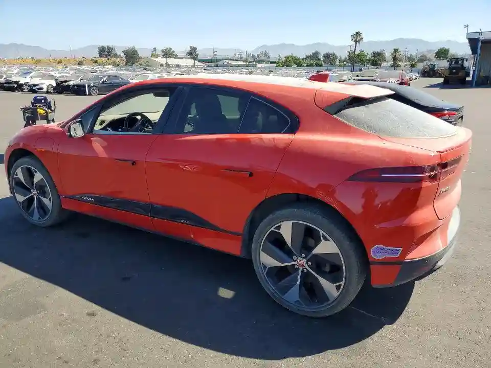 SADHD2S13K1F73262 2019 JAGUAR I-PACE-1