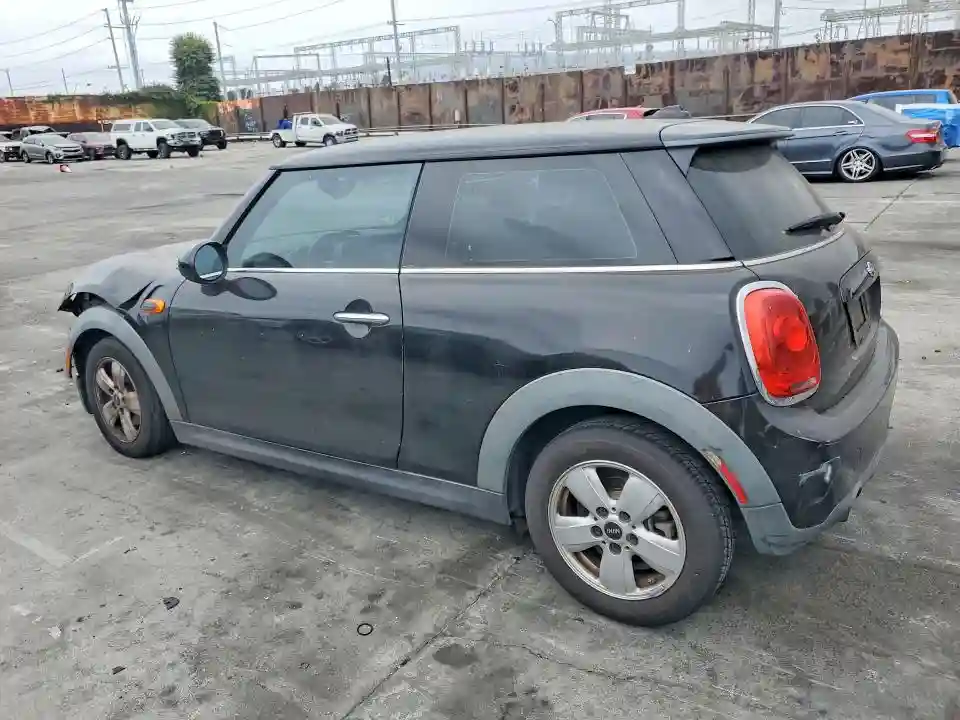 WMWXP5C56GT739233 2016 MINI COOPER-1