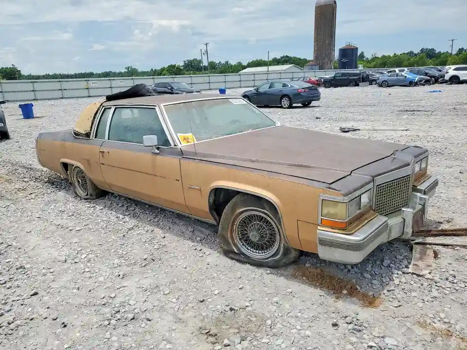 1G6AD479XB9209963 1981 CADILLAC DEVILLE-3