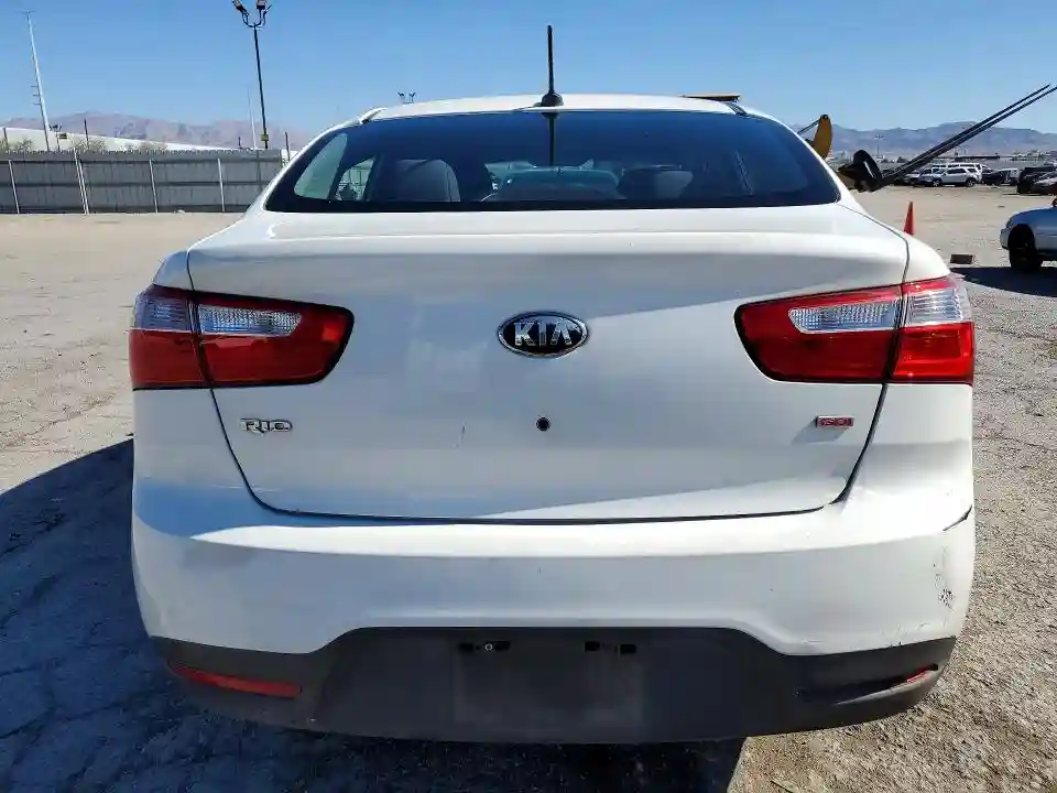 KNADM4A30D6204626 2013 KIA RIO-5