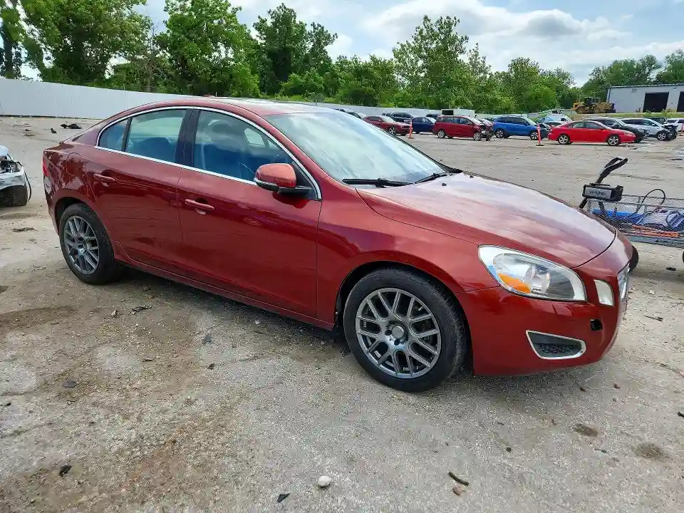 YV1612FSXD1212913 2013 VOLVO S60-3