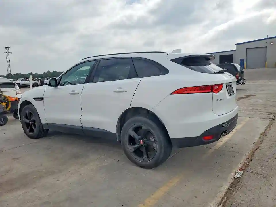 SADCK2BN8HA097194 2017 JAGUAR F-PACE-1