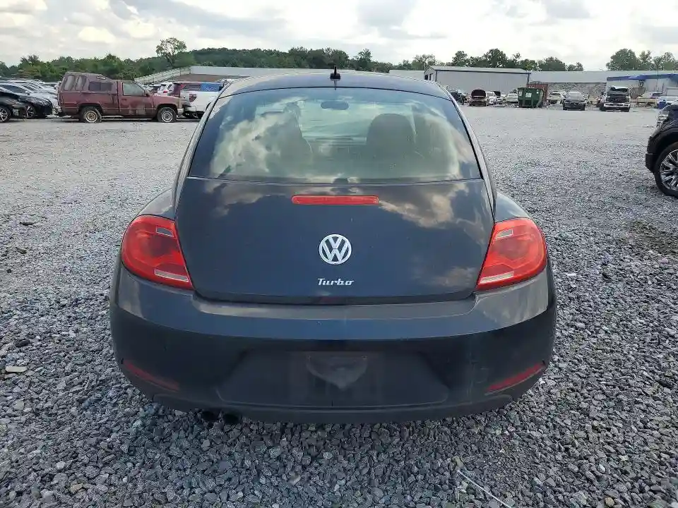 3VWF17ATXGM610324 2016 VOLKSWAGEN BEETLE-5