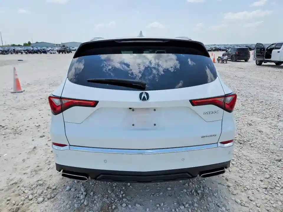 5J8YE1H81NL045721 2022 ACURA MDX-5