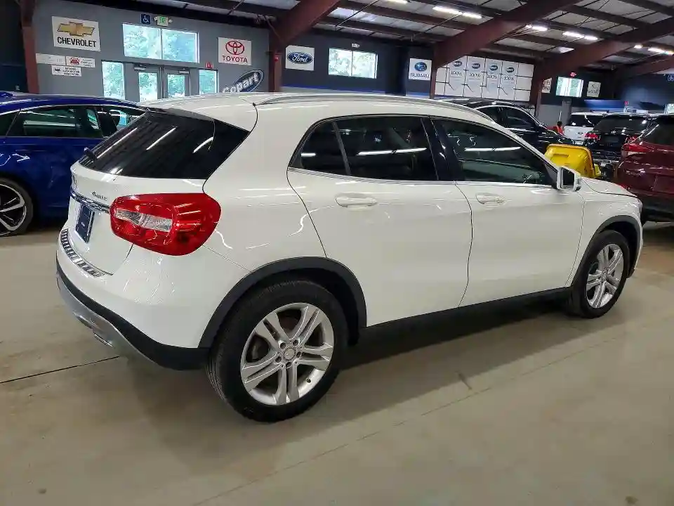 WDCTG4GB0FJ065967 2015 MERCEDES-BENZ GLA-CLASS-2