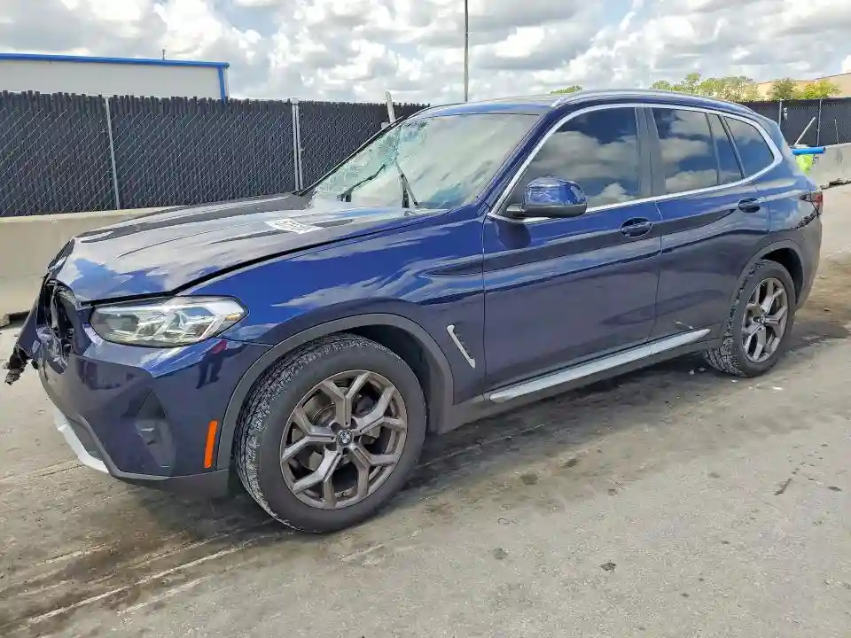 5UX43DP05N9J34543 2022 BMW X3-0