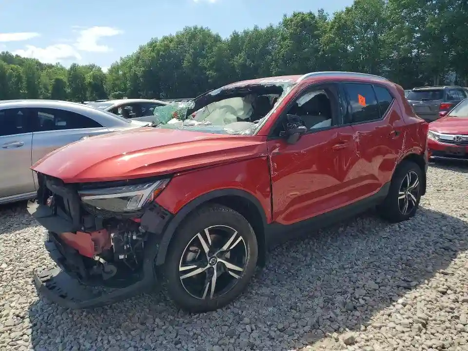 YV4L12UV0P2946140 2023 VOLVO XC40-0