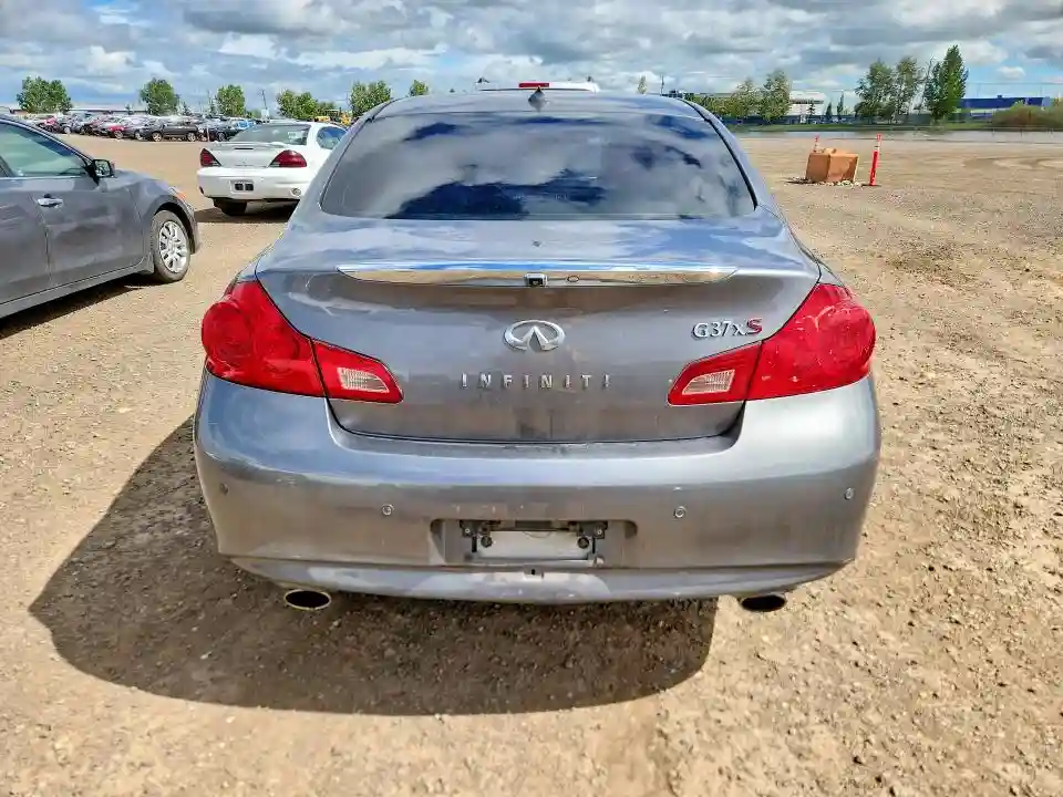 JN1CV6AR0BM401822 2011 INFINITI G37-5