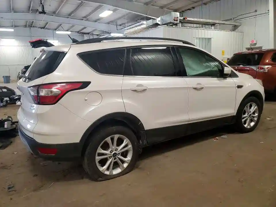 1FMCU9HD2JUB98907 2018 FORD ESCAPE-2
