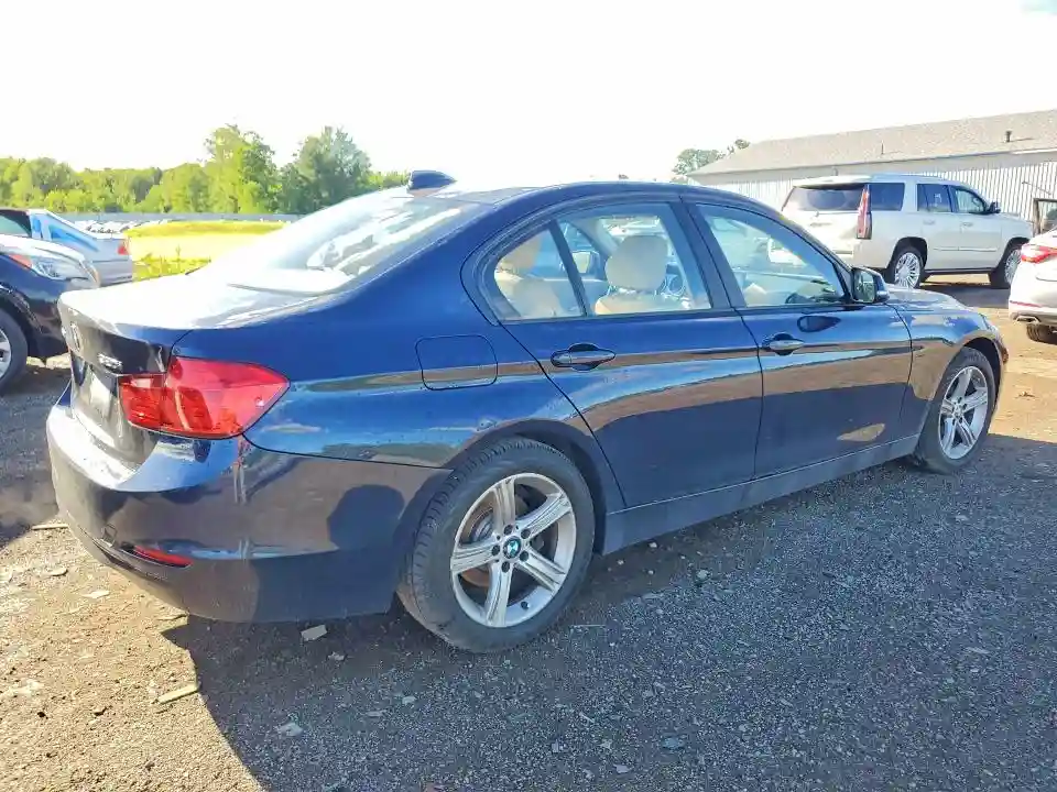 WBA3C3G54ENS70802 2014 BMW 3 SERIES-2