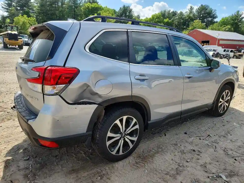JF2SKANC2NH421398 2022 SUBARU FORESTER-2