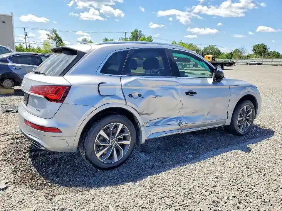 WA1EABFY4P2047021 2023 AUDI Q5-2