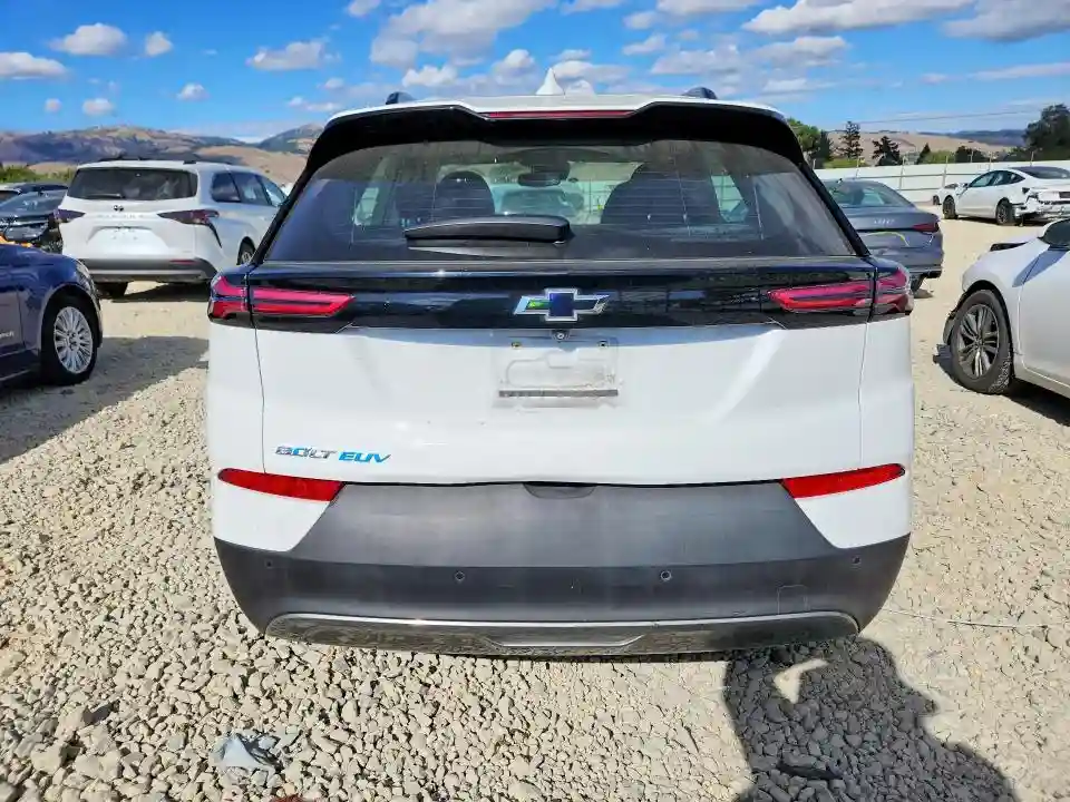 1G1FY6S06N4106805 2022 CHEVROLET BOLT-5