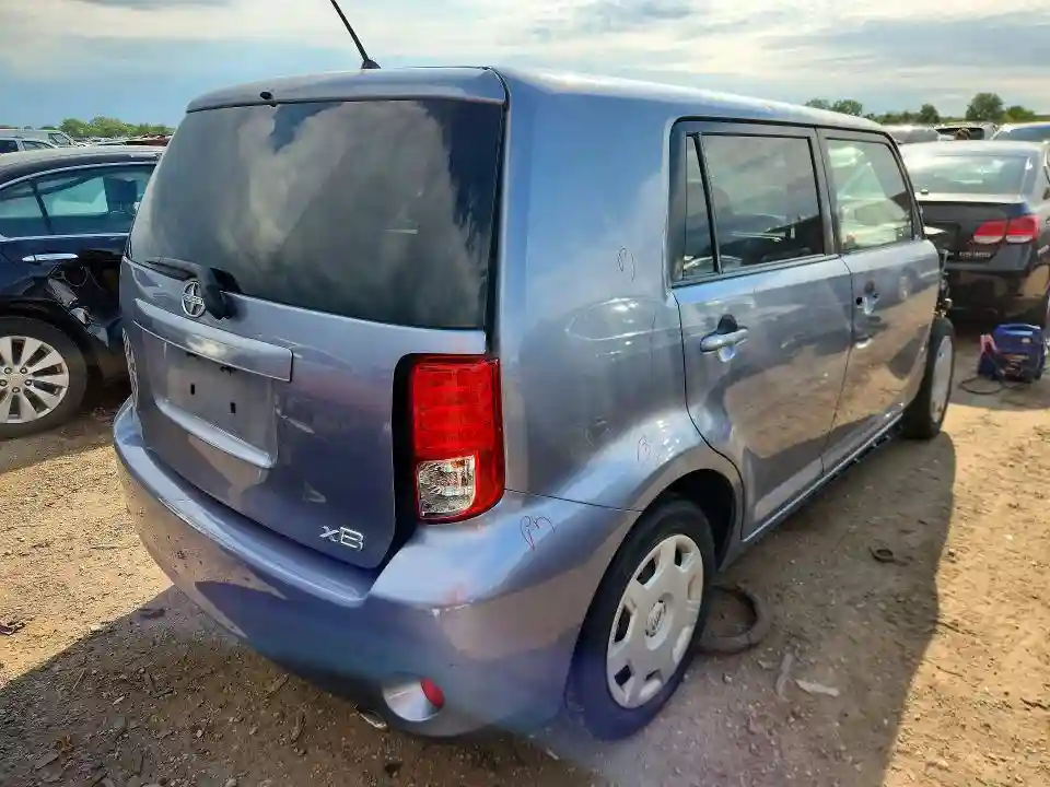 JTLZE4FE6CJ013437 2012 SCION XB-2