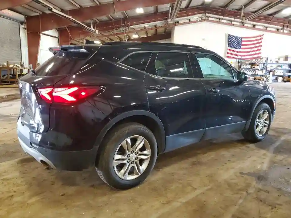 3GNKBHR46MS539400 2021 CHEVROLET BLAZER-2