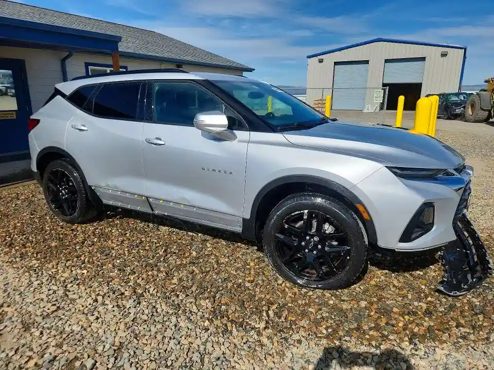 3GNKBCR43NS186084 2022 CHEVROLET BLAZER-3