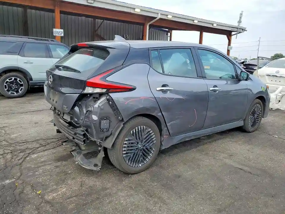 1N4CZ1CV2SC562392 2025 NISSAN LEAF-2