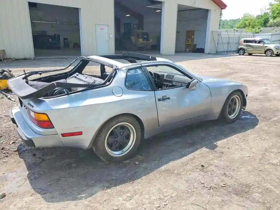 WP0AA0940DN453471 1983 PORSCHE 944-2