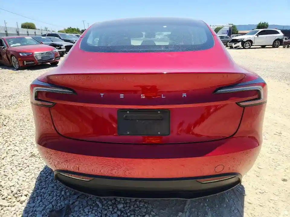 5YJ3E1EA8SF046444 2025 TESLA MODEL 3-5