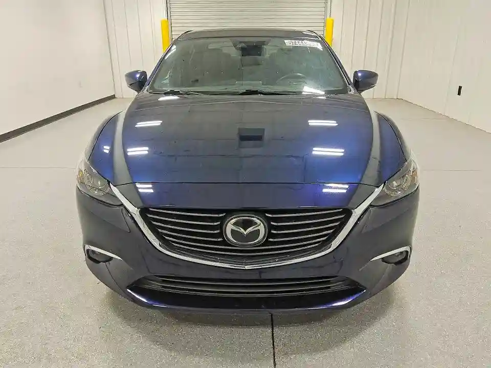 JM1GL1X55H1152195 2017 MAZDA 6-4