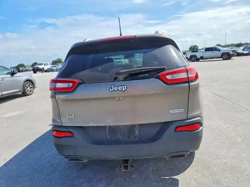 1C4PJLCS3HW602930 2017 JEEP GRAND CHEROKEE-5