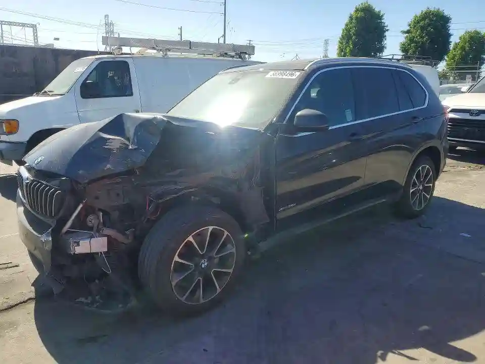 5UXKR0C38H0V72075 2017 BMW X5-0