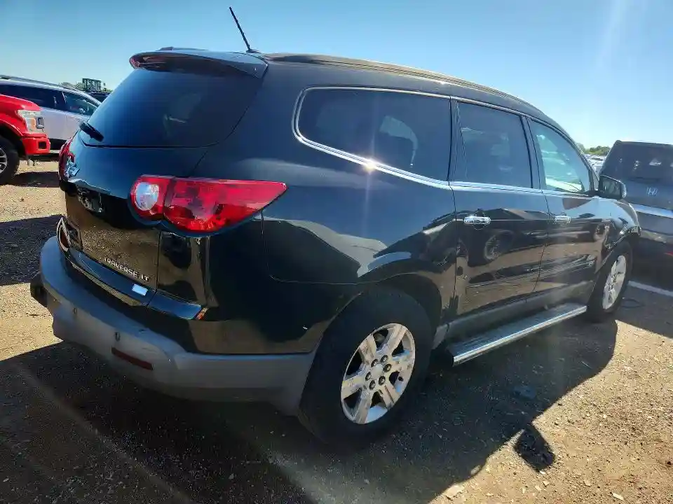 1GNLRFED3AS144446 2010 CHEVROLET TRAVERSE-2