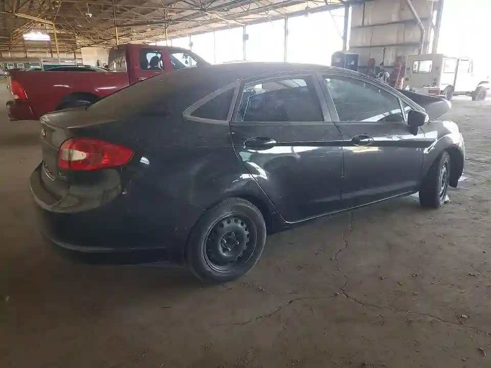 3FADP4BJ2DM205581 2013 FORD FIESTA-2