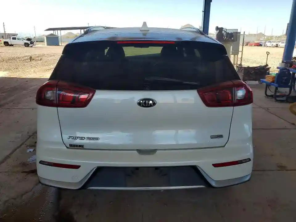 KNDCC3LC5H5051343 2017 KIA NIRO-5