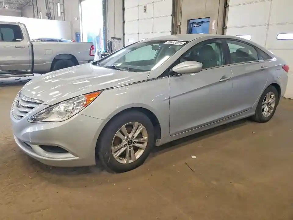 5NPEB4AC2BH083680 2011 HYUNDAI SONATA-0
