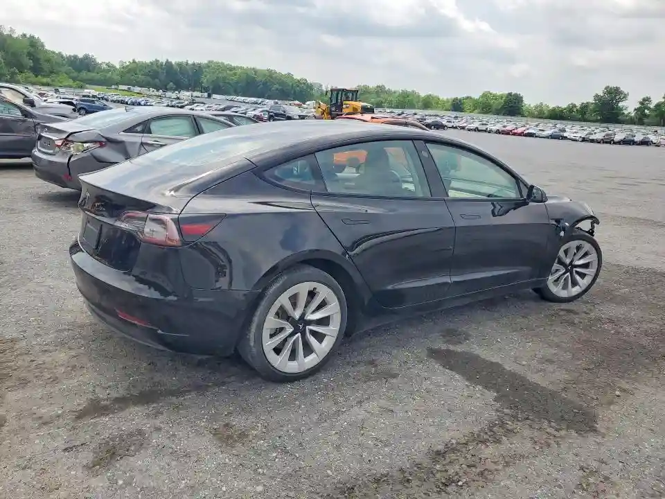 5YJ3E1EA4NF289558 2022 TESLA MODEL 3-2