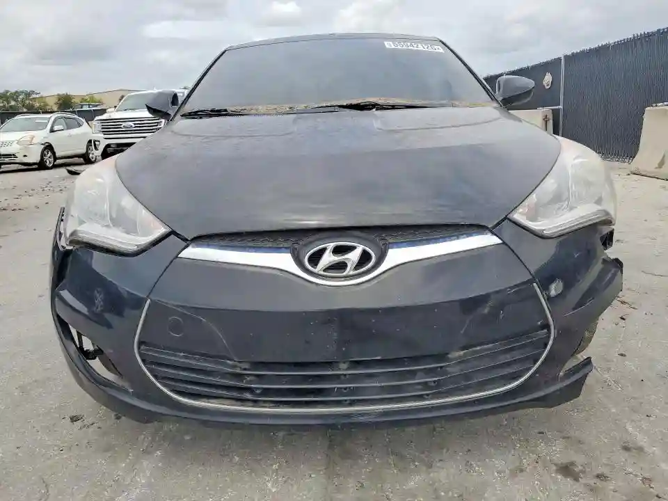 KMHTC6AD1HU317715 2017 HYUNDAI VELOSTER-4