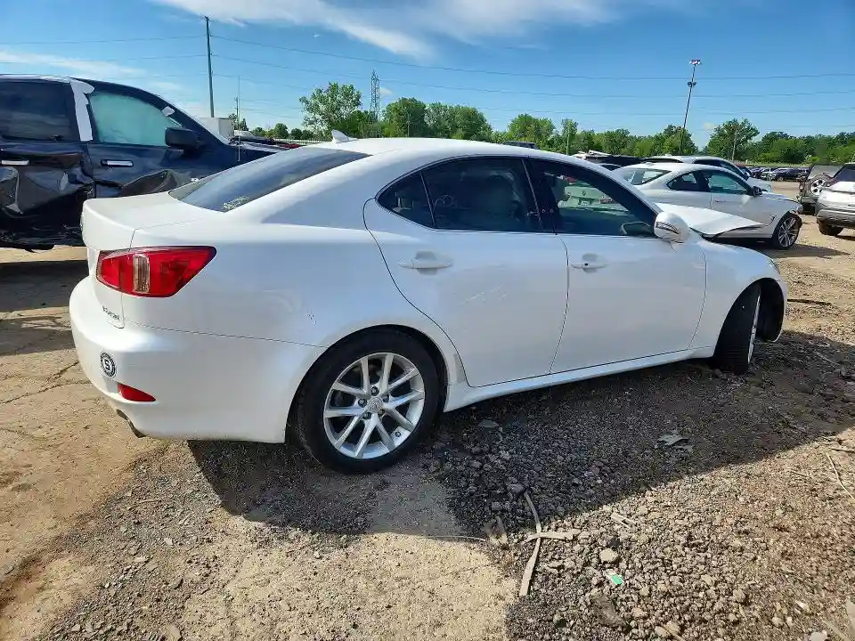 JTHBF5C29D5190423 2013 LEXUS IS-2