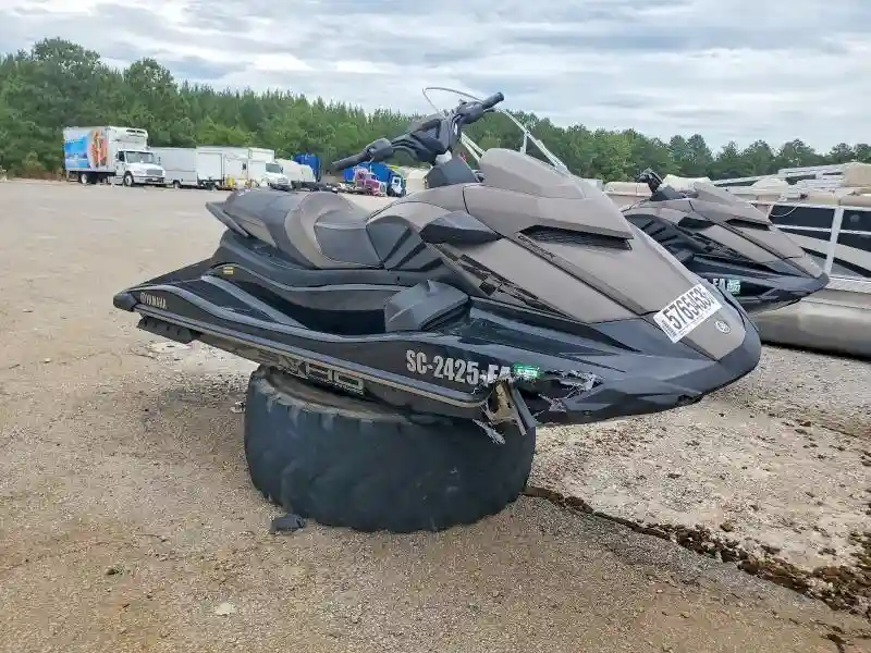 YAMA1676L122 2022 YAMAHA GP 1800B-Y-0