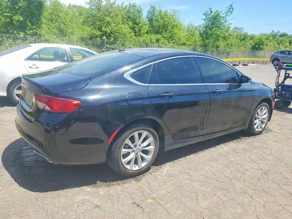 1C3CCCCG2FN703775 2015 CHRYSLER 200-2
