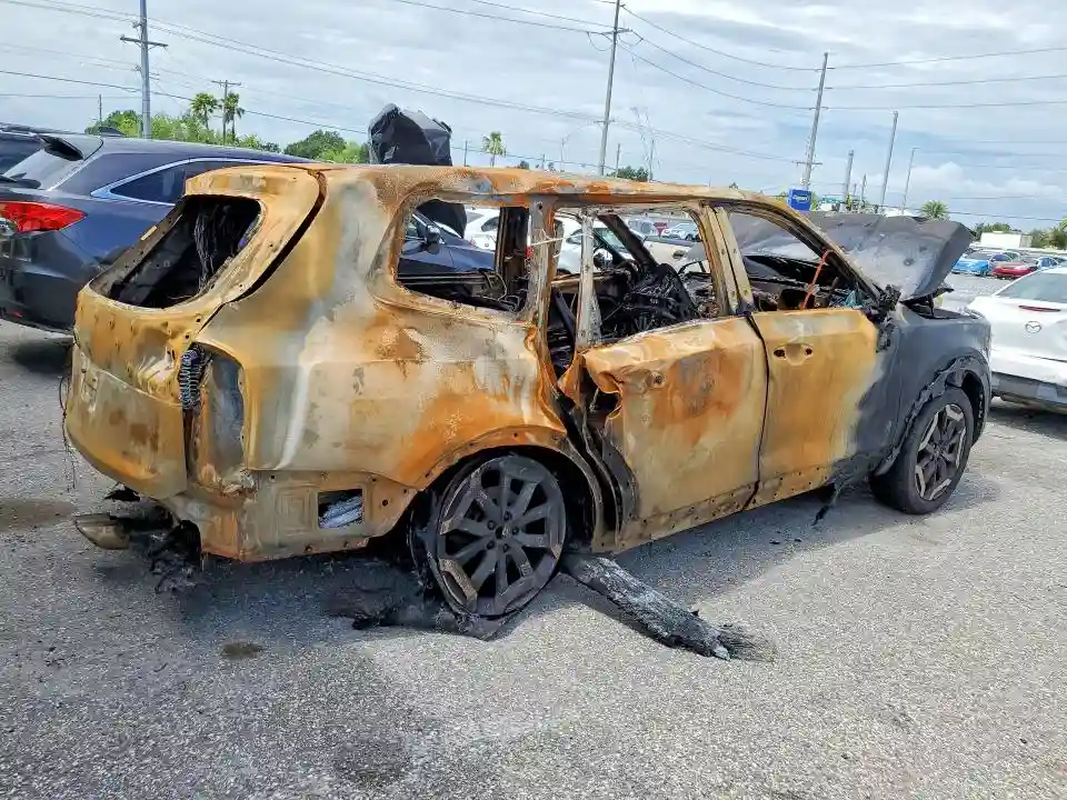 5XYP64GCXSG711335 2025 KIA TELLURIDE-2