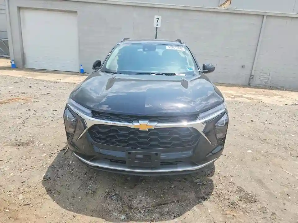 KL77LHEP5SC249063 2025 CHEVROLET TRAX-4
