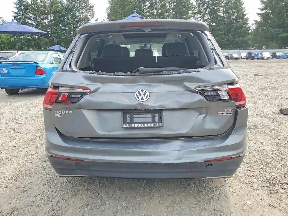 3VV2B7AX9JM076999 2018 VOLKSWAGEN TIGUAN-5