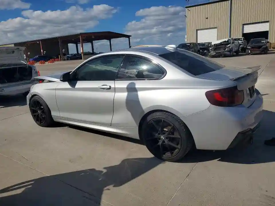 WBA1J9C57GV372104 2016 BMW M2-1