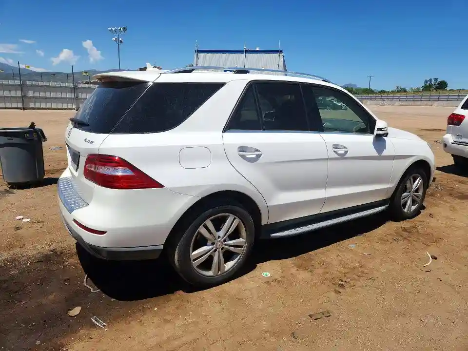 4JGDA5HB3FA495892 2015 MERCEDES-BENZ M-CLASS-2