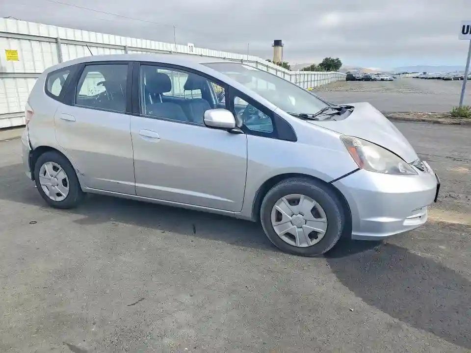 JHMGE8H39DC072959 2013 HONDA FIT-3
