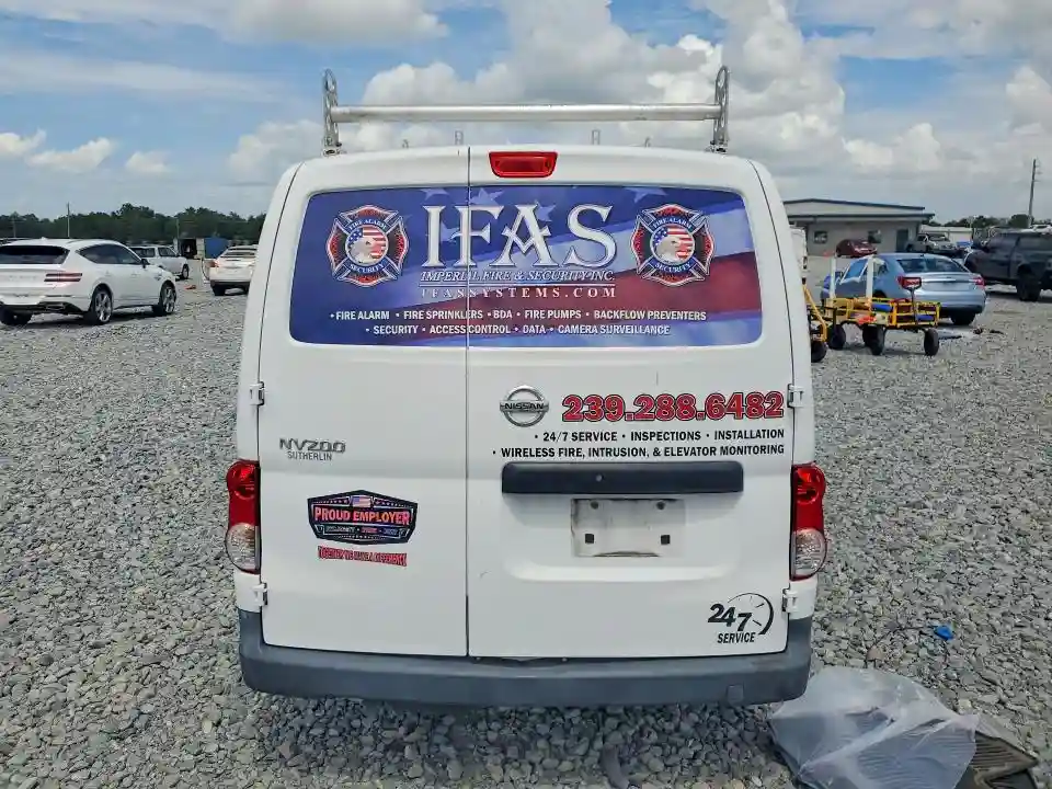 3N6CM0KN5HK700978 2017 NISSAN NV-5