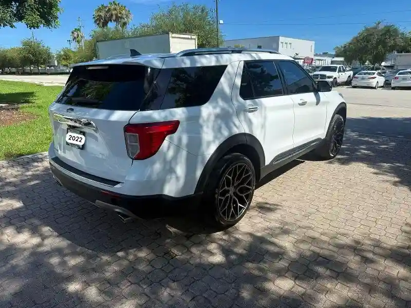 1FMSK7FH3NGA64018 2022 FORD EXPLORER-3