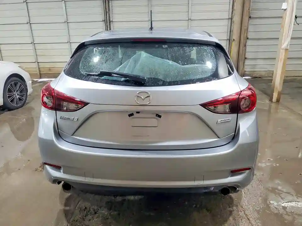 3MZBN1L3XJM164700 2018 MAZDA 3-5